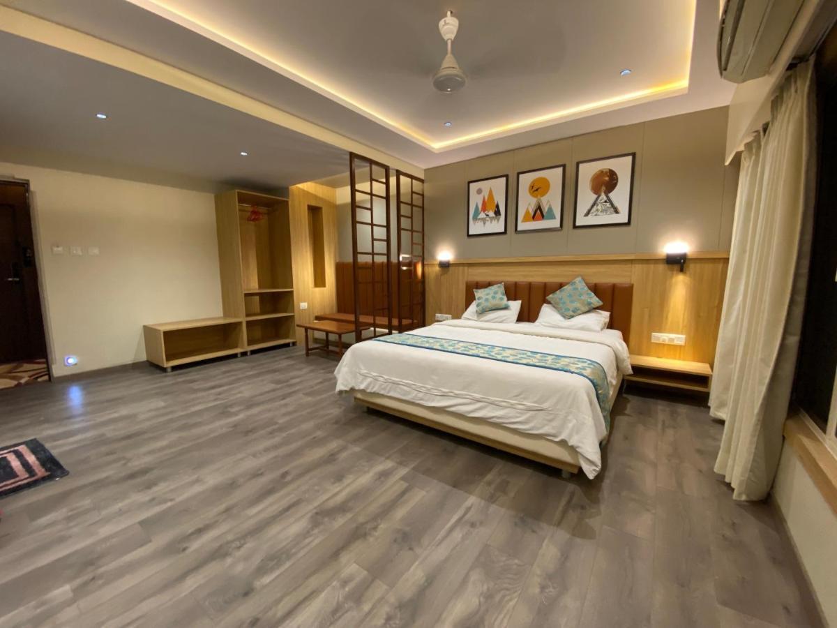 Hotel Apex International Vadodara Exterior foto